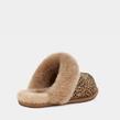 UGG Australia - Chaussons - Scufette Speakles Chestnut - Photo