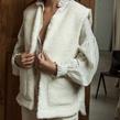 Opull'ence - Gilet - Sacha Naturel - Photo