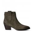 Ash - Boots - Hurricane Mud - Photo