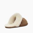 UGG Australia - Chaussons -  Scuffette II Chestnut - Photo