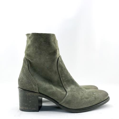 olive colored women's boots