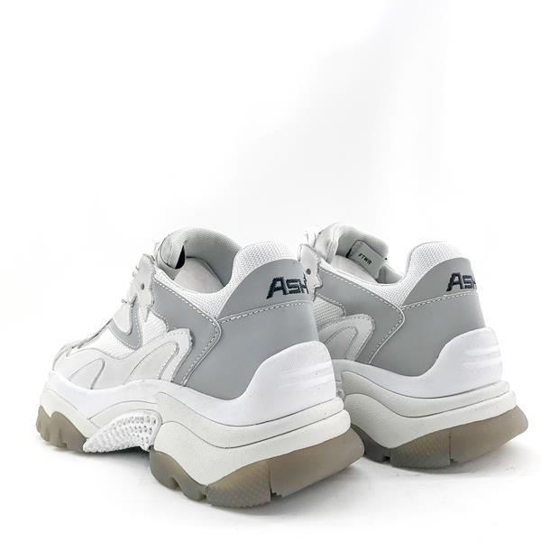 ash addict white