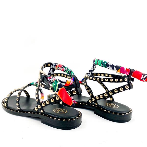 chaussures a clous femme