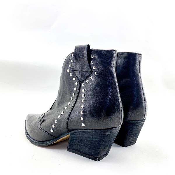boots tiag