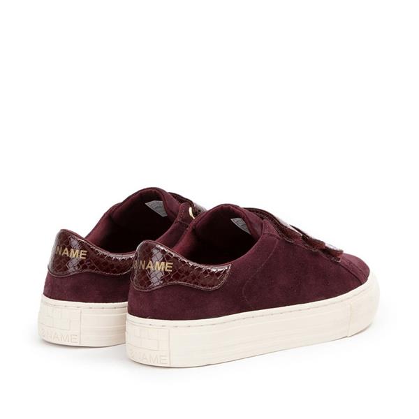 no name sneakers at mr price